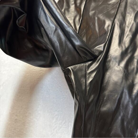 SBetro Suzanne Betro‎ Faux Leather Front Slit Skinny Pants Size S - Picture 6 of 12